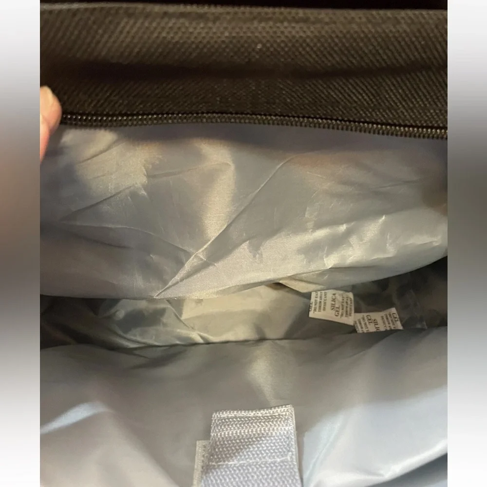 Bella Russo 16”Gray & Black Carry On Rolling Travel Bag Laptop